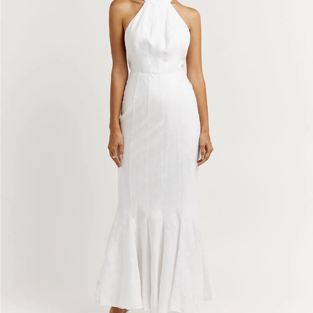 DISSH White Backless Halter Dress